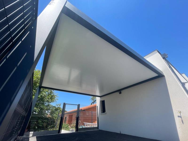 Vente et pose de carport aluminium pour voiture à Montgiscard (31) en Haute-Garonne 