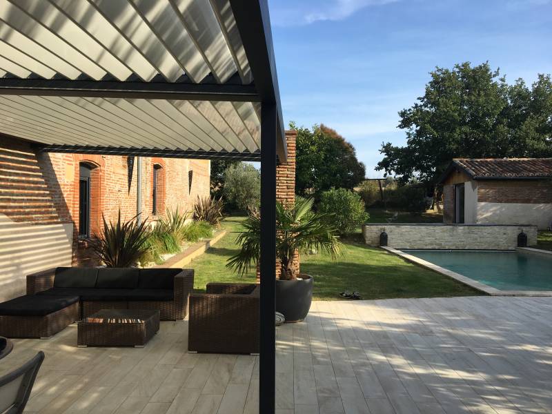 Vente et installation de pergola bioclimatique sur mesure à Toulouse (31) en Haute-Garonne